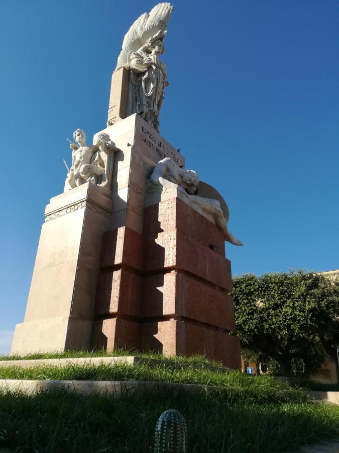 Metro Casa Vacanze Brindisi Exterior foto